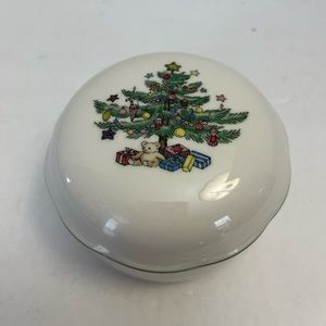 Vintage Nikko fine china Christmas Candy Dish w/Lid